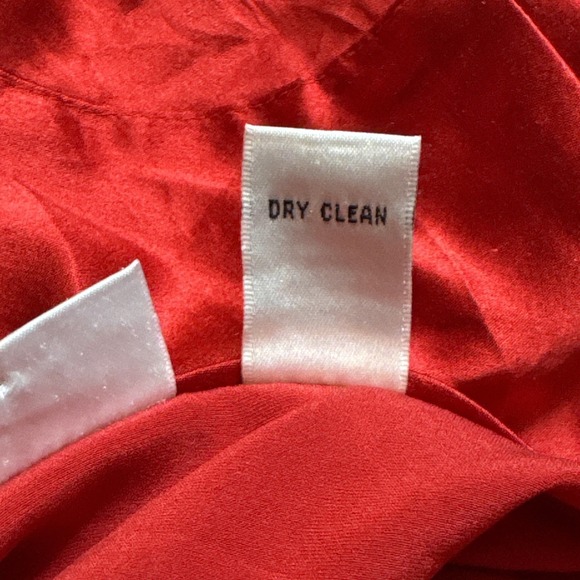 Valerie Stevens Womens Red Silk Blend Short Sleeve Crew Neck Top Size Large - Picture 4 of 6